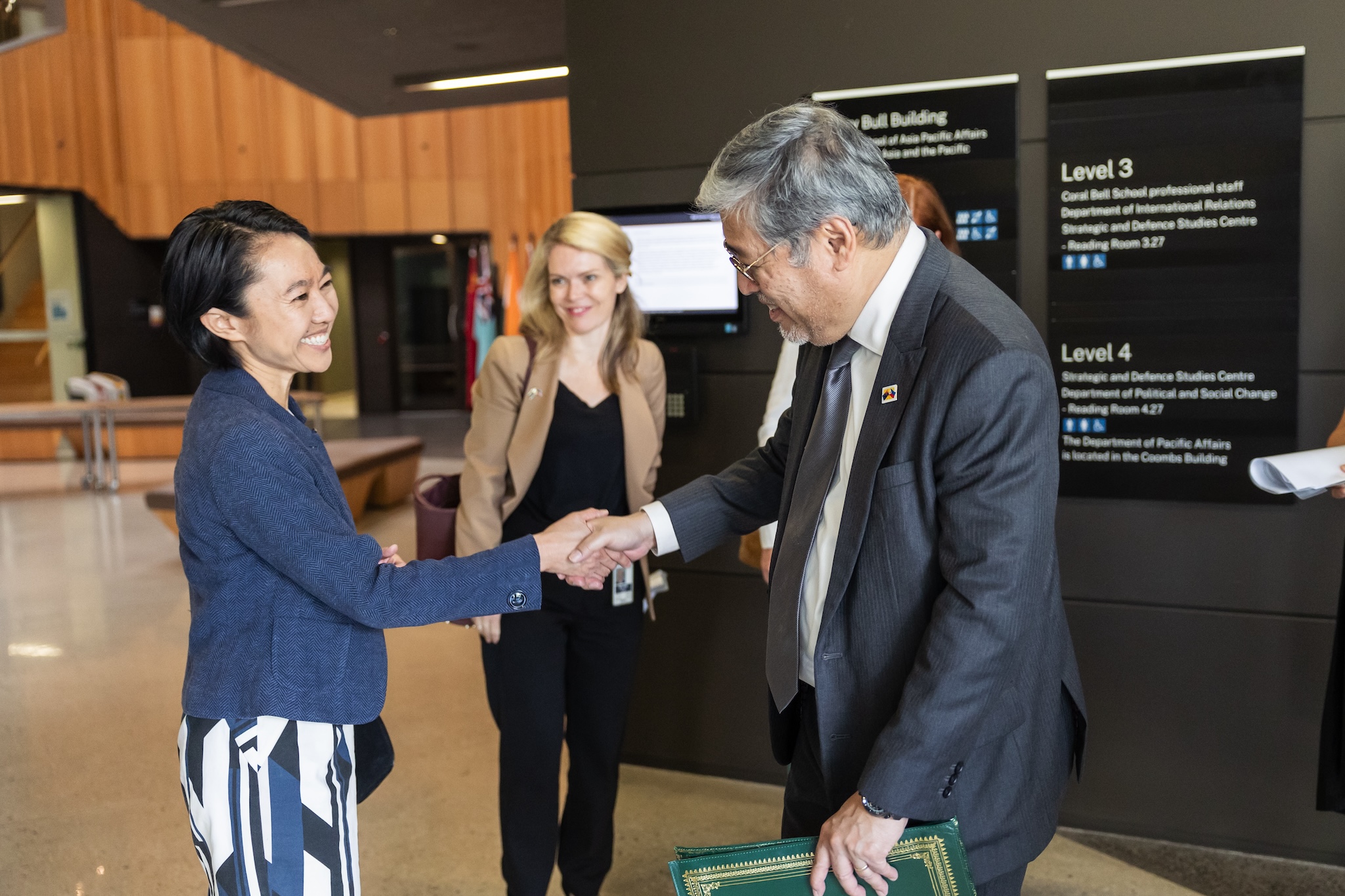 ANU_DFAT_PI_SS_visit_Mar_2024_0019.jpg Secretary Manalo shakes hands with visiting Secretary for Southeast Asia and Global Partners in DFAT, Michelle Chan.